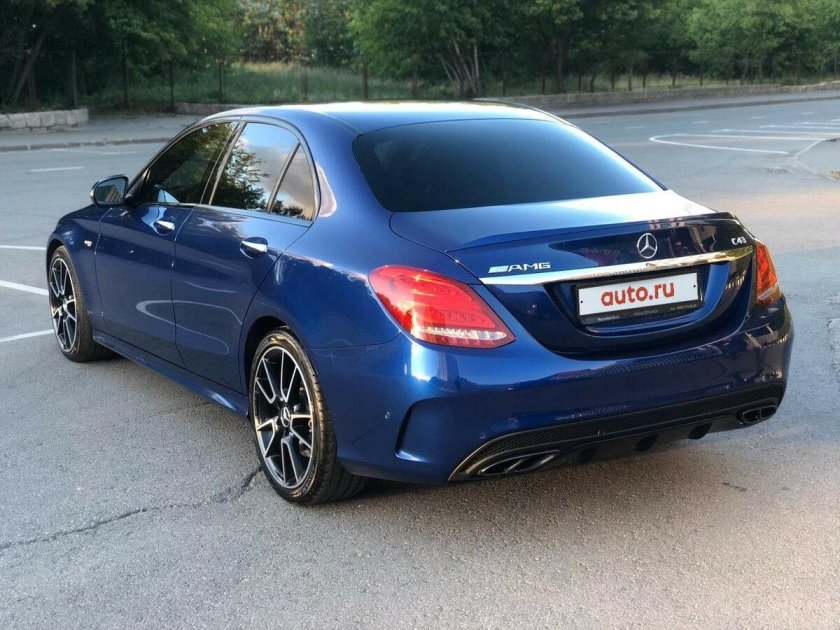 Mercedes c w205 AMG синий