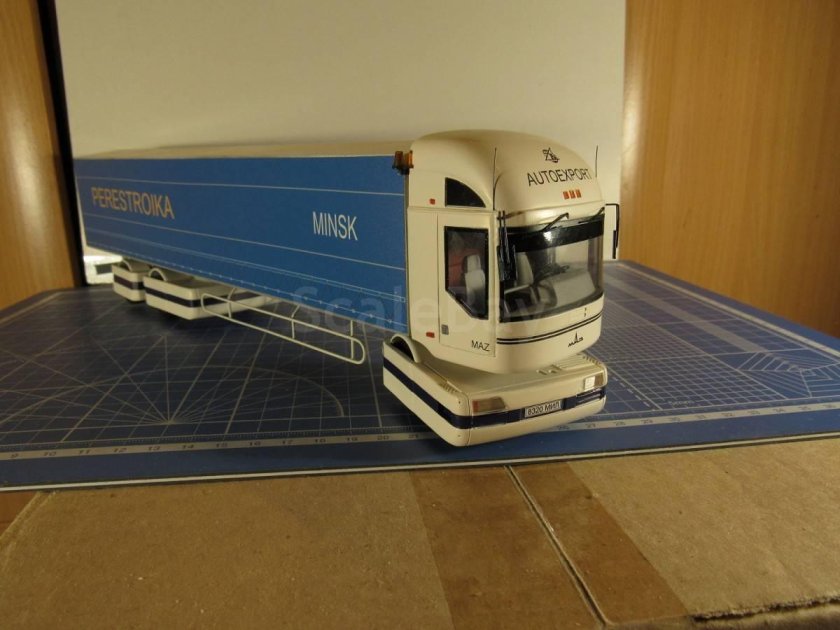 МАЗ-2000 модель