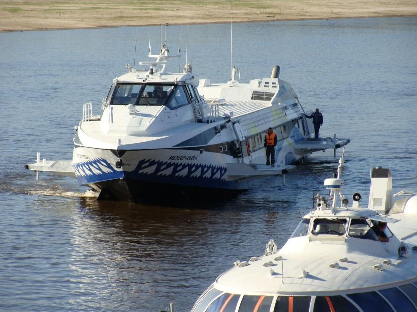 Теплоход Метеор 2020-1