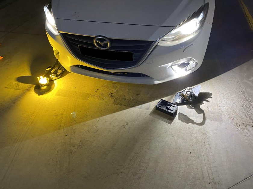 Мазда 6 2014 лампы противотуманки