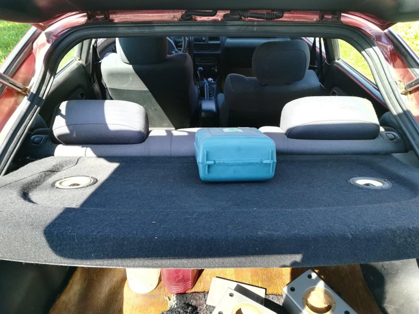 Багажник Мазда 323f