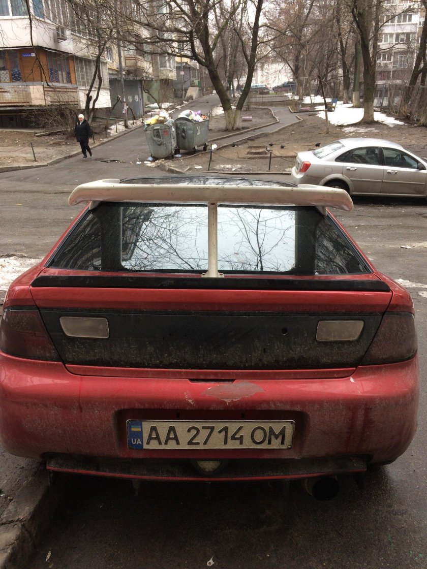 Мазда 323р спойлер