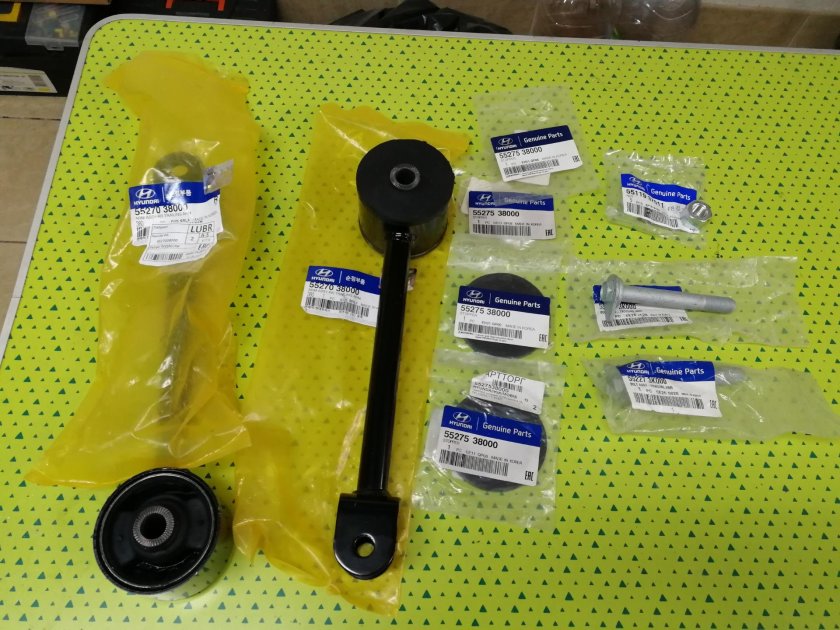 Соната 2009 задний рычаг сайлентблок