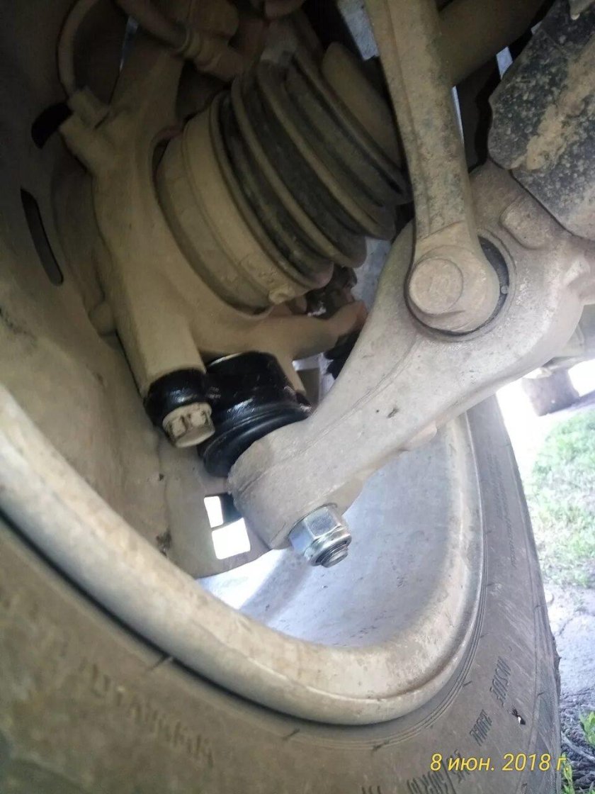 Рычаг в сборе с шаровой Хендай Соната 2018