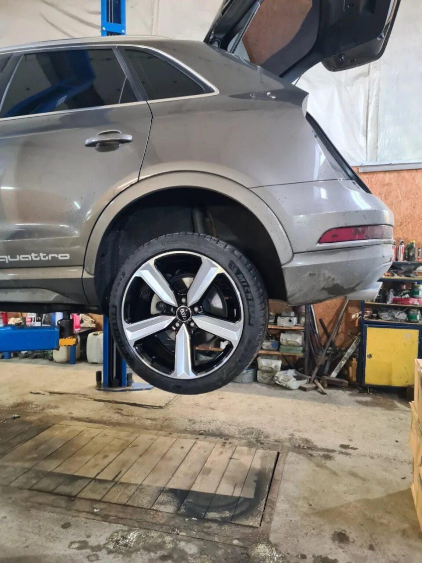 Диски Ауди мечи р18