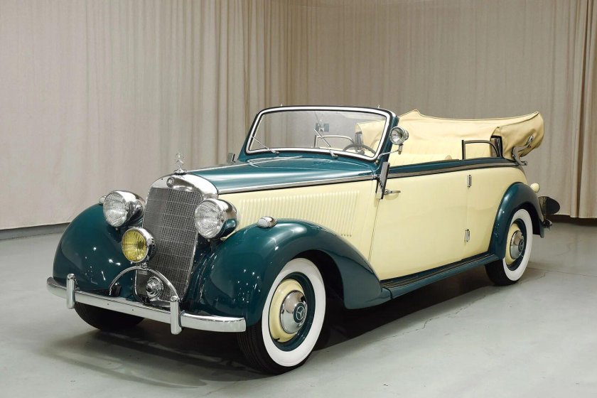 Mercedes-Benz 230 w143