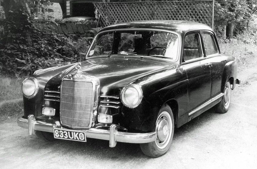 Mercedes Benz sedan 1956