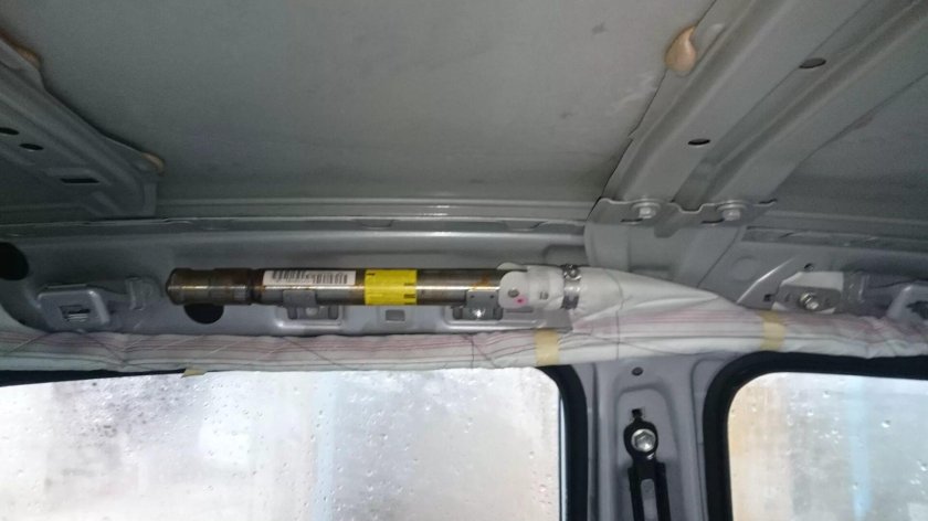 W211 проводка шторки безопасности