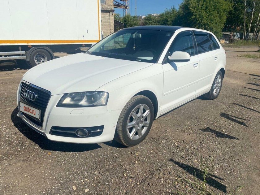 Ауди a3 8p Рестайлинг 2 1.6 АМТ (102 Л.С.) белый с пробегом от собственника