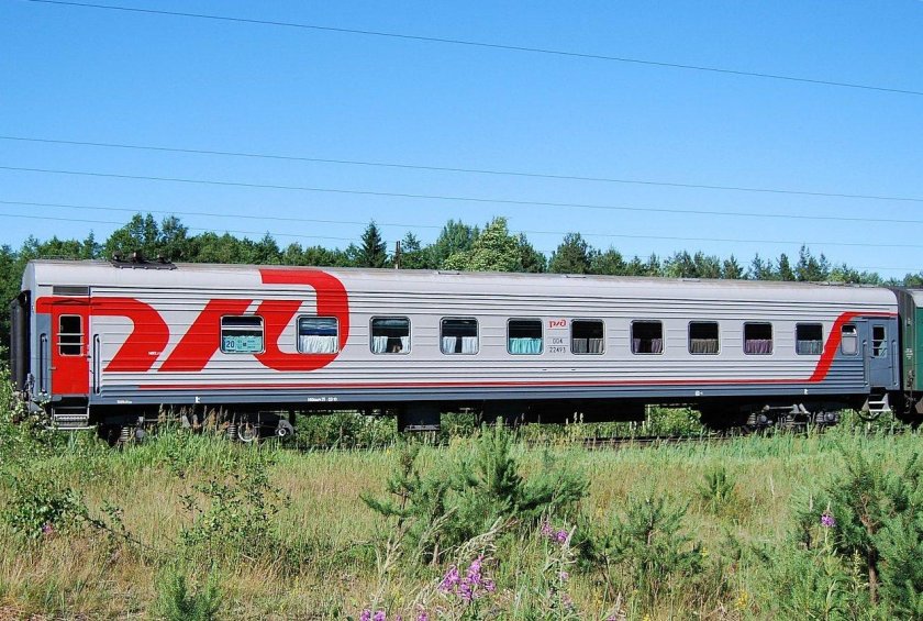 010а Москва — Псков эрфирменный «Псков»