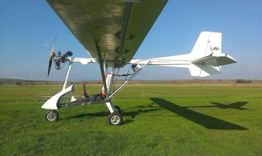 Сверхлегкий мотопланер Шмель