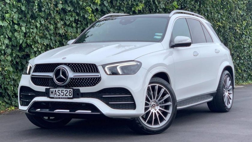 Мерседес-Бенц GLE 300 D