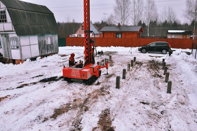 Забивка свай 150х150