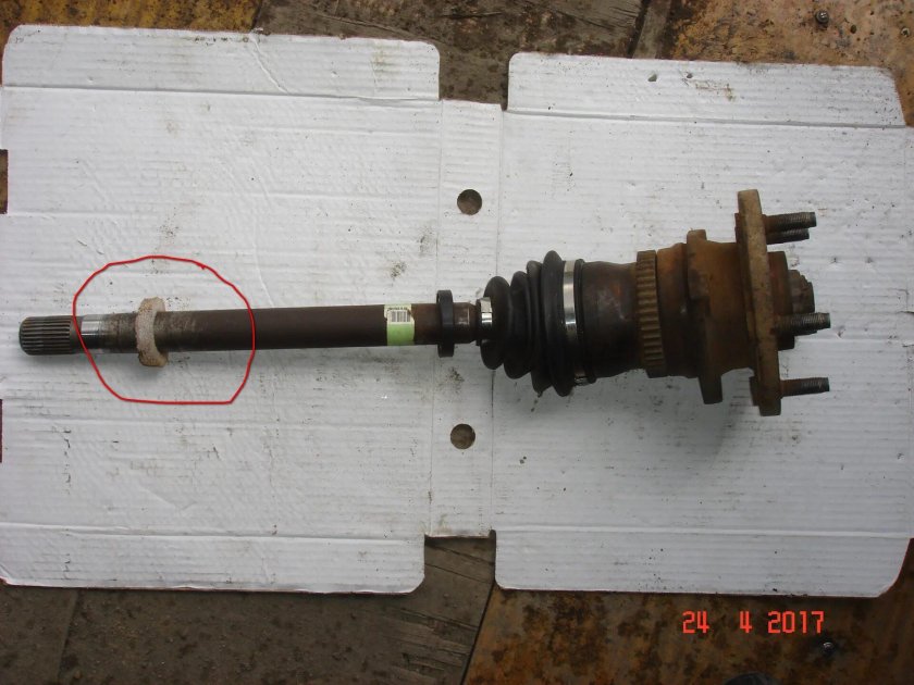 Cherokee WJ 4.0 шрус передний