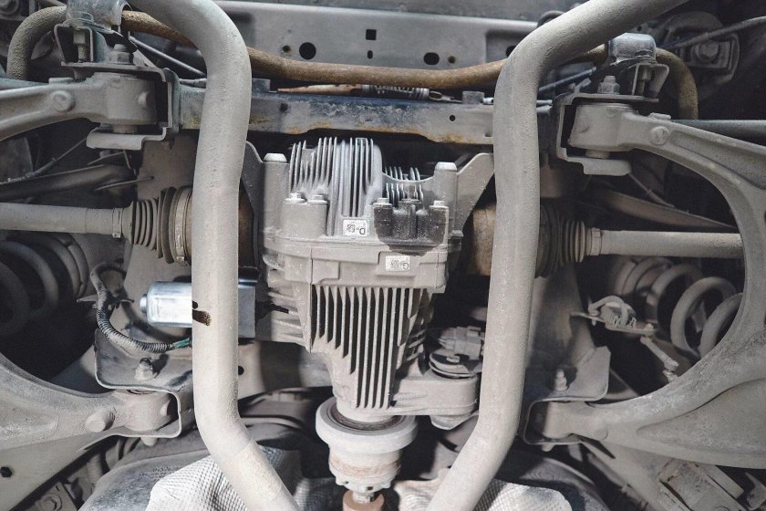 Редуктор задний Jeep Grand Cherokee wk2