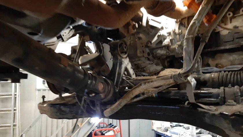 Опускание подрамника