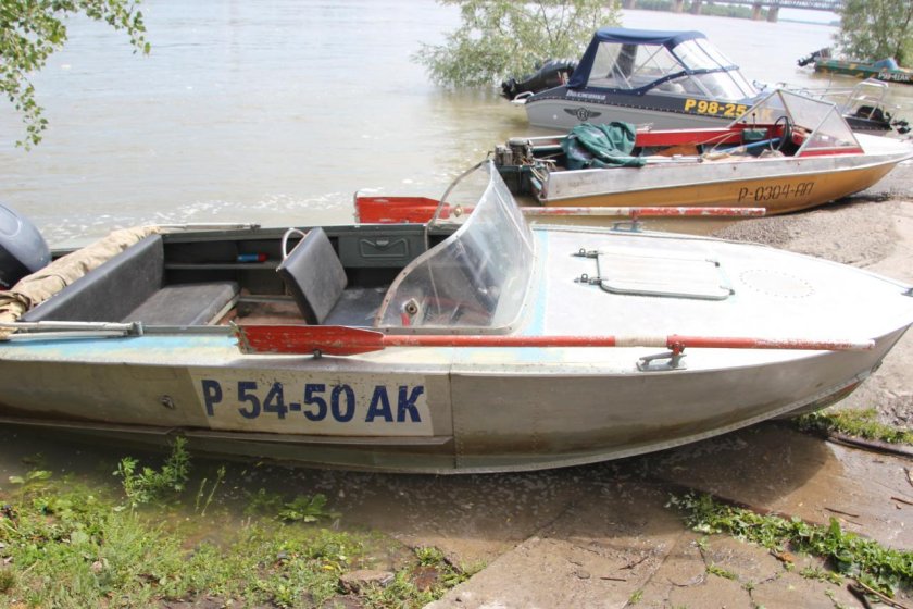 Катер Прогресс 1