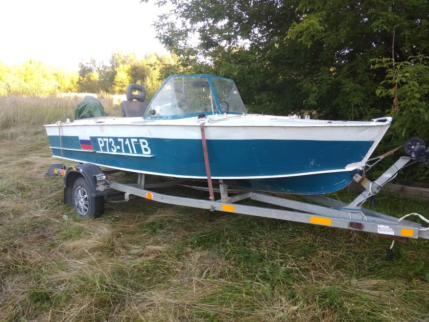 Лодка Крым с мотором Ямаха 30