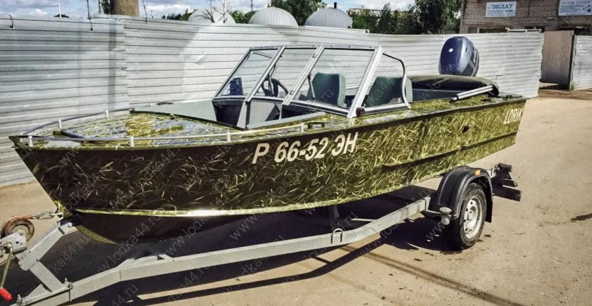 Моторная лодка Прогресс 2м