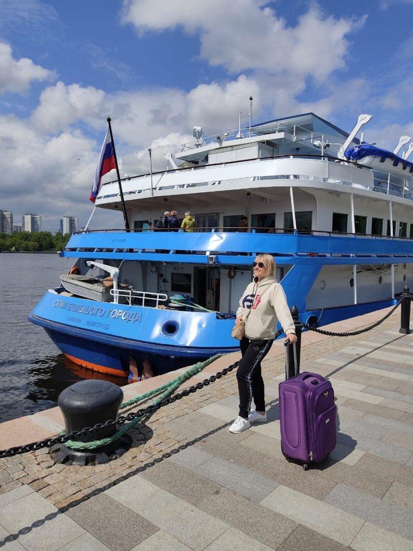 Теплоход огни большого города