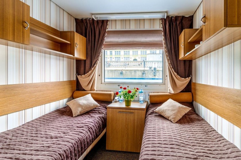 Теплоход маленький принц каюты