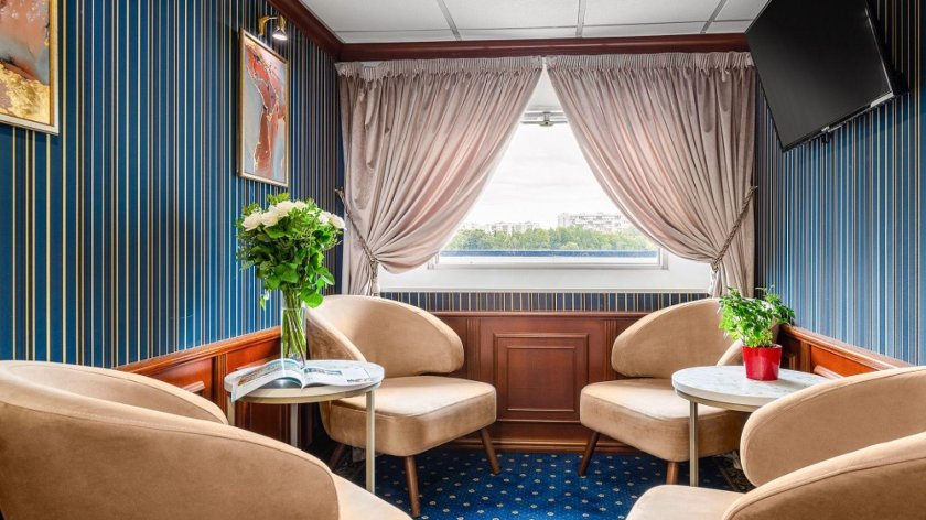 Теплоход-пансионат «маленький принц»