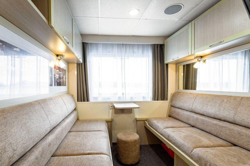 Теплоход огни большого города