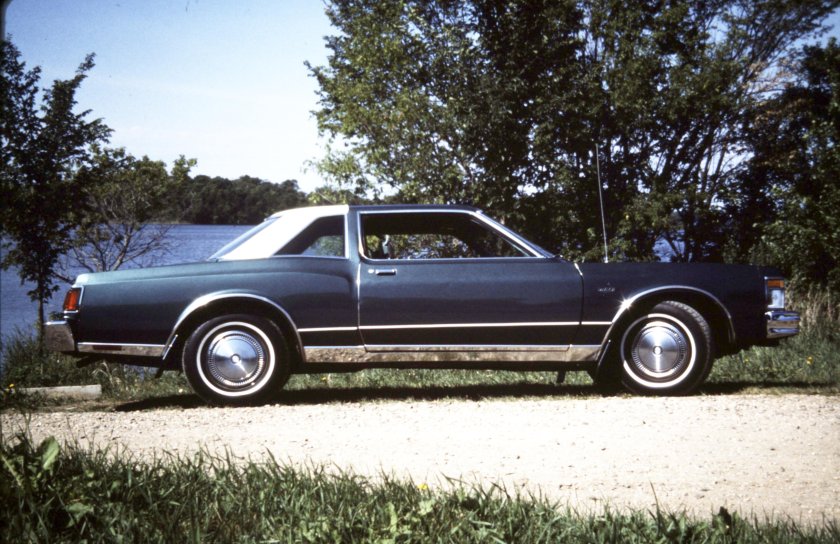 LEBARON Chrysler 1989