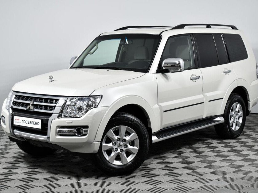 Mitsubishi Pajero 2021