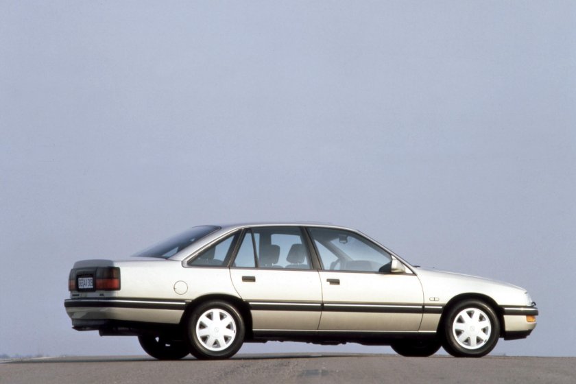 Опель сенатор 1990 3.0