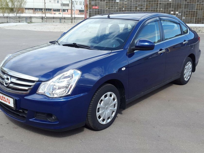 Ниссан Альмера синий