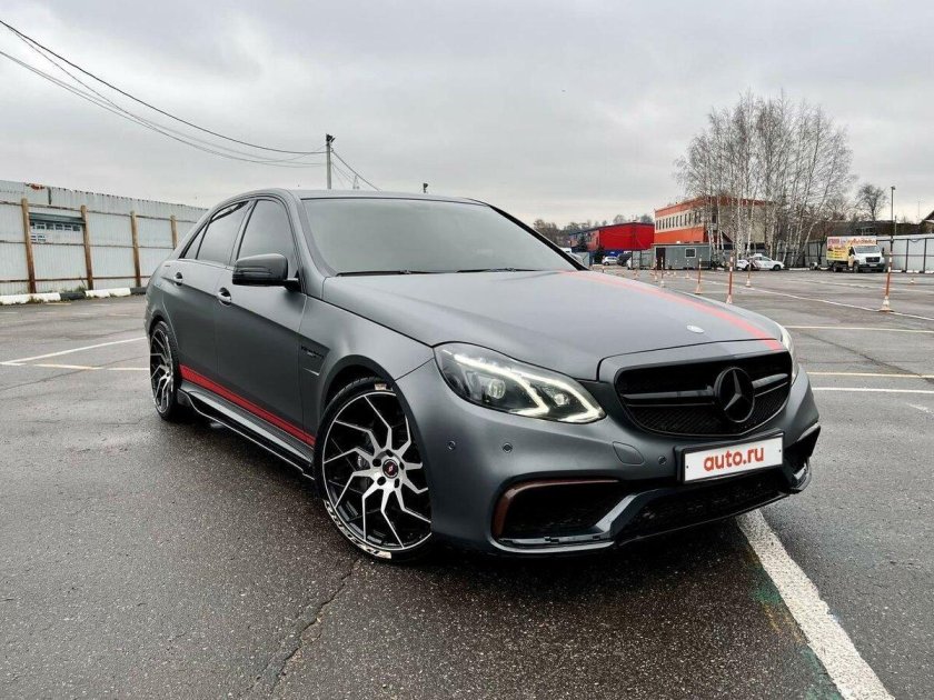 Мерседес е63 АМГ 2013