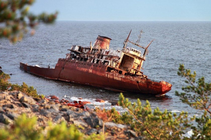 Остров Гогланд финского залива Маяк