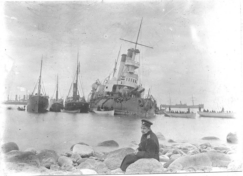 Броненосец береговой обороны генерал-Адмирал Апраксин