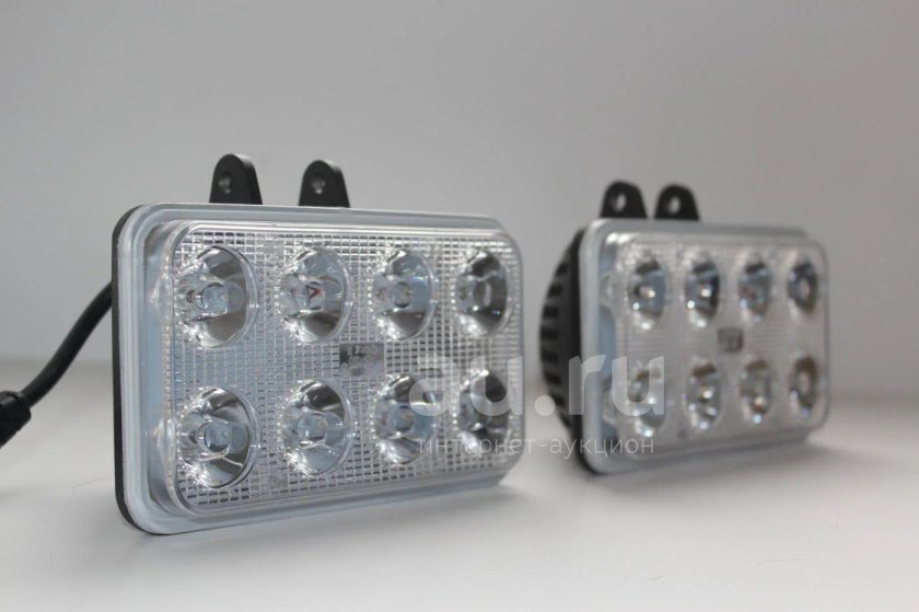 Фонарь противотуманный диодный КАМАЗ 6520