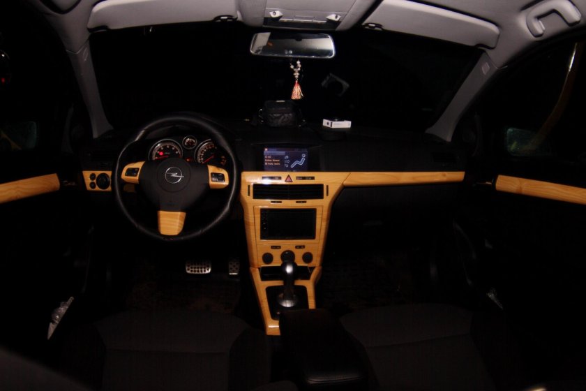 Тюнинг салона Астра h