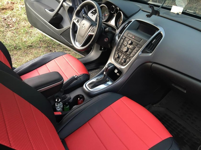 Опель Астра GTC салон