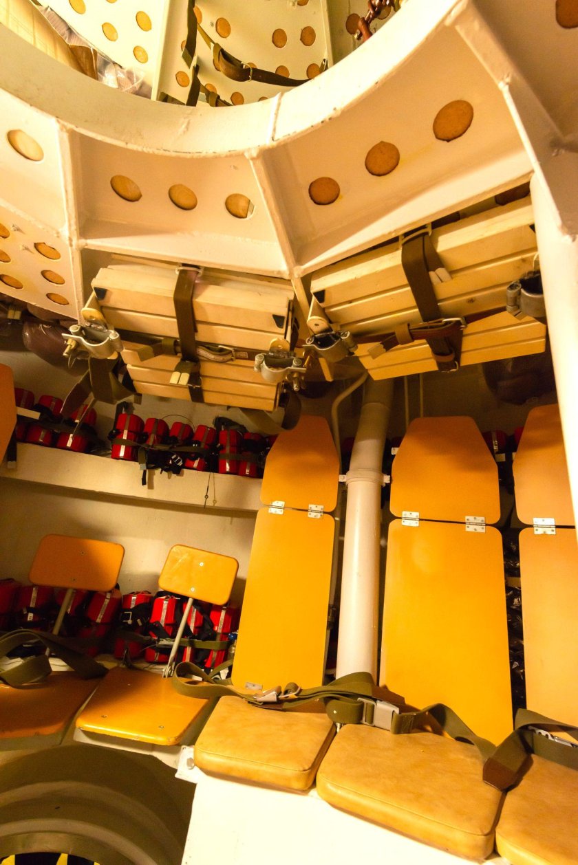 Всплывающая спасательная камера подводной лодки