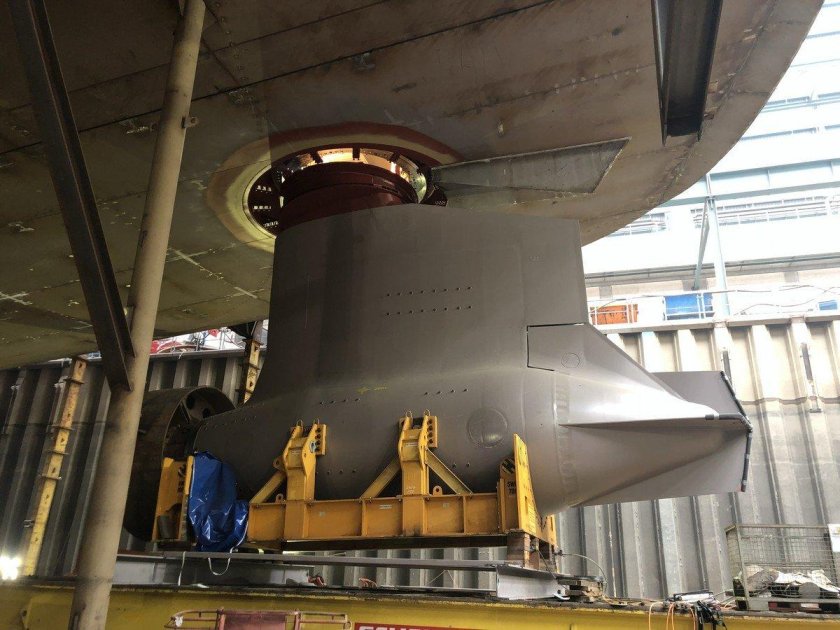 Винторулевые колонки Azipod шведско-швейцарской ABB