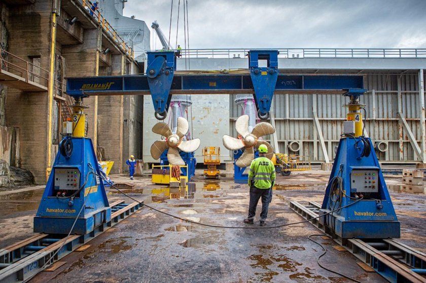 Азипод на судне