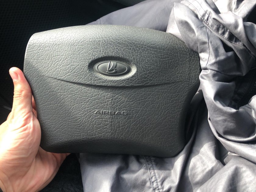 Подушки безопасности Лада Приора 1