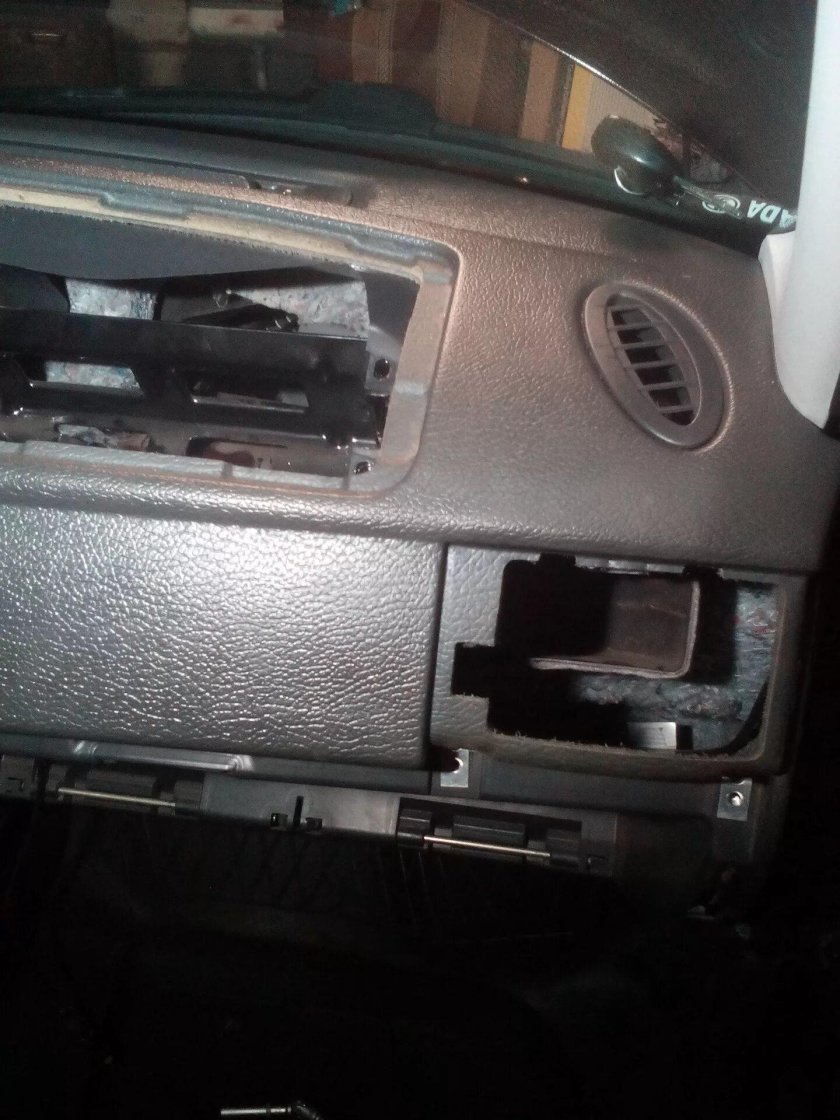 Подушка безопасности пассажира Приора 2