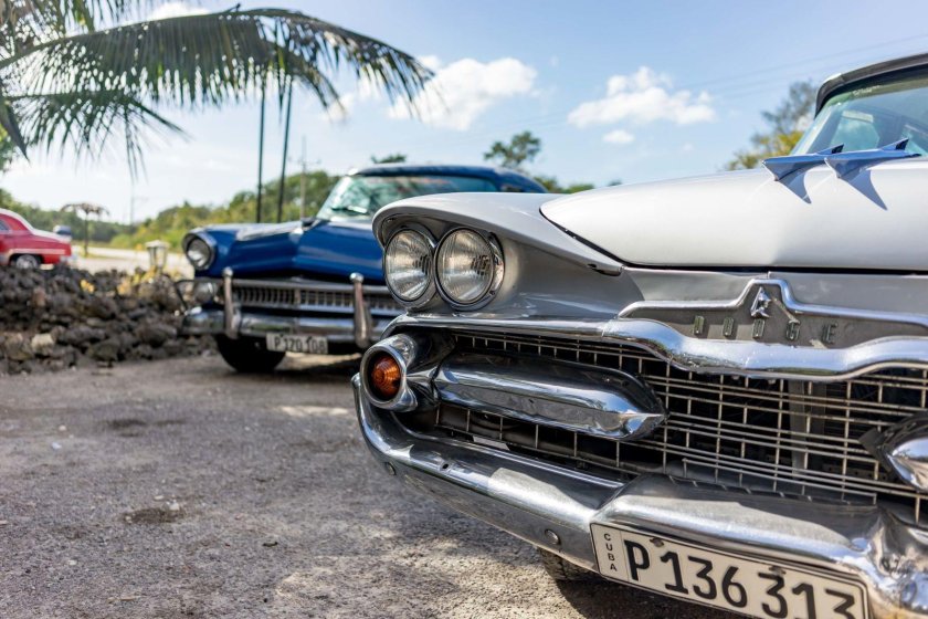 Куба море машина