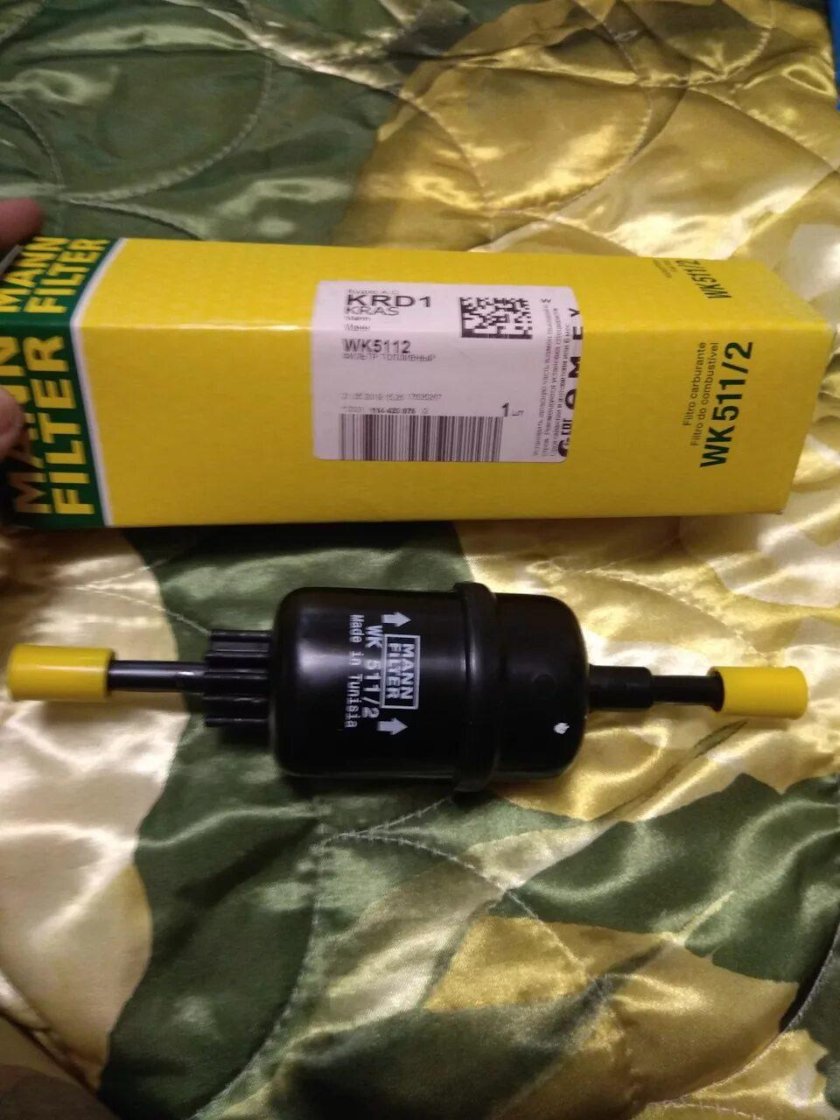 Фильтр топливный Mazda Demio