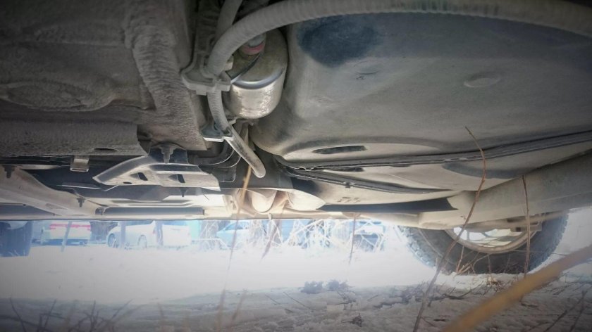 Топливный фильтр Мазда 323f