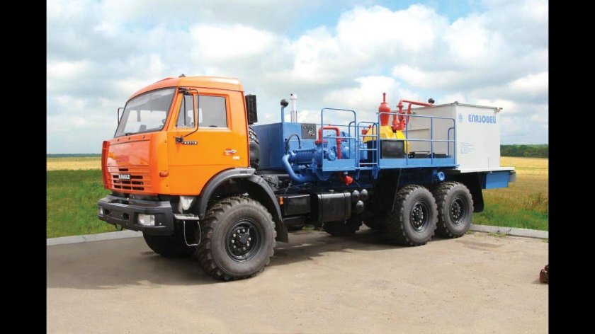 Агрегат цементировочный АЦ-32 на шасси КАМАЗ-43118