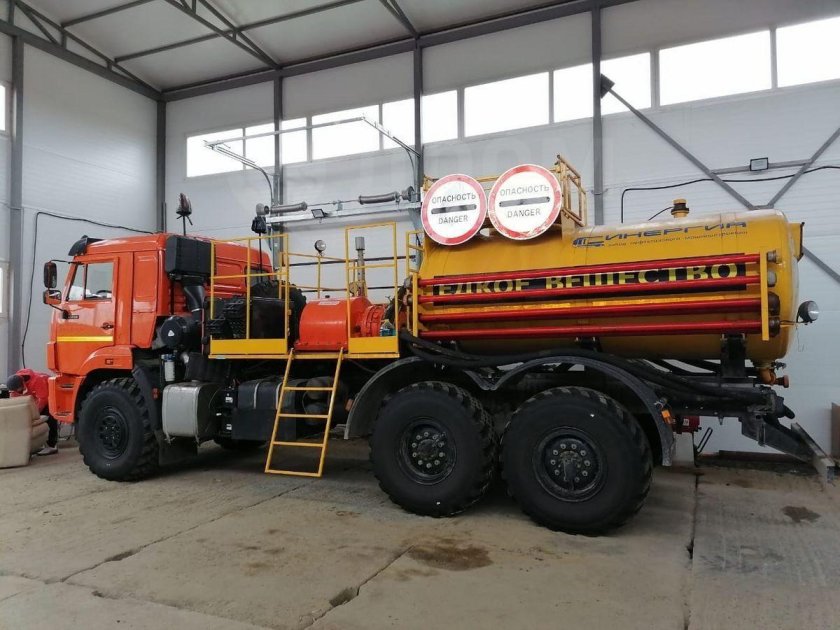 КАМАЗ 43118 син 32