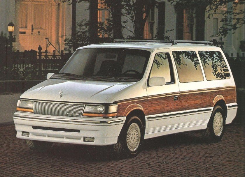 Chrysler Town Country 1990