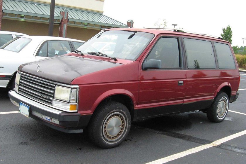 Plymouth Voyager 1995