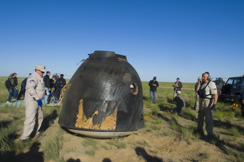 Спускаемая капсула корабля "Союз ТМ-14"